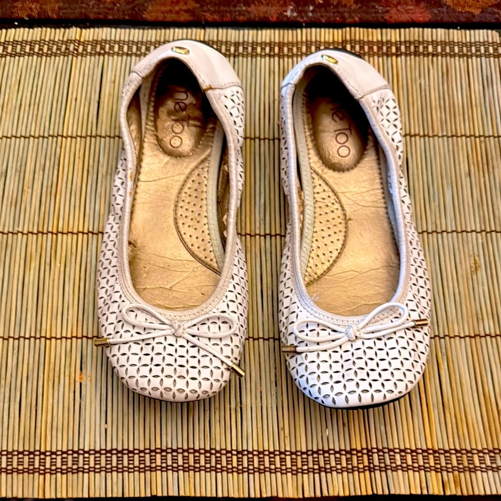 Bundle of Me Too white leather flat shoes and Me Too orange leather flat shoes..